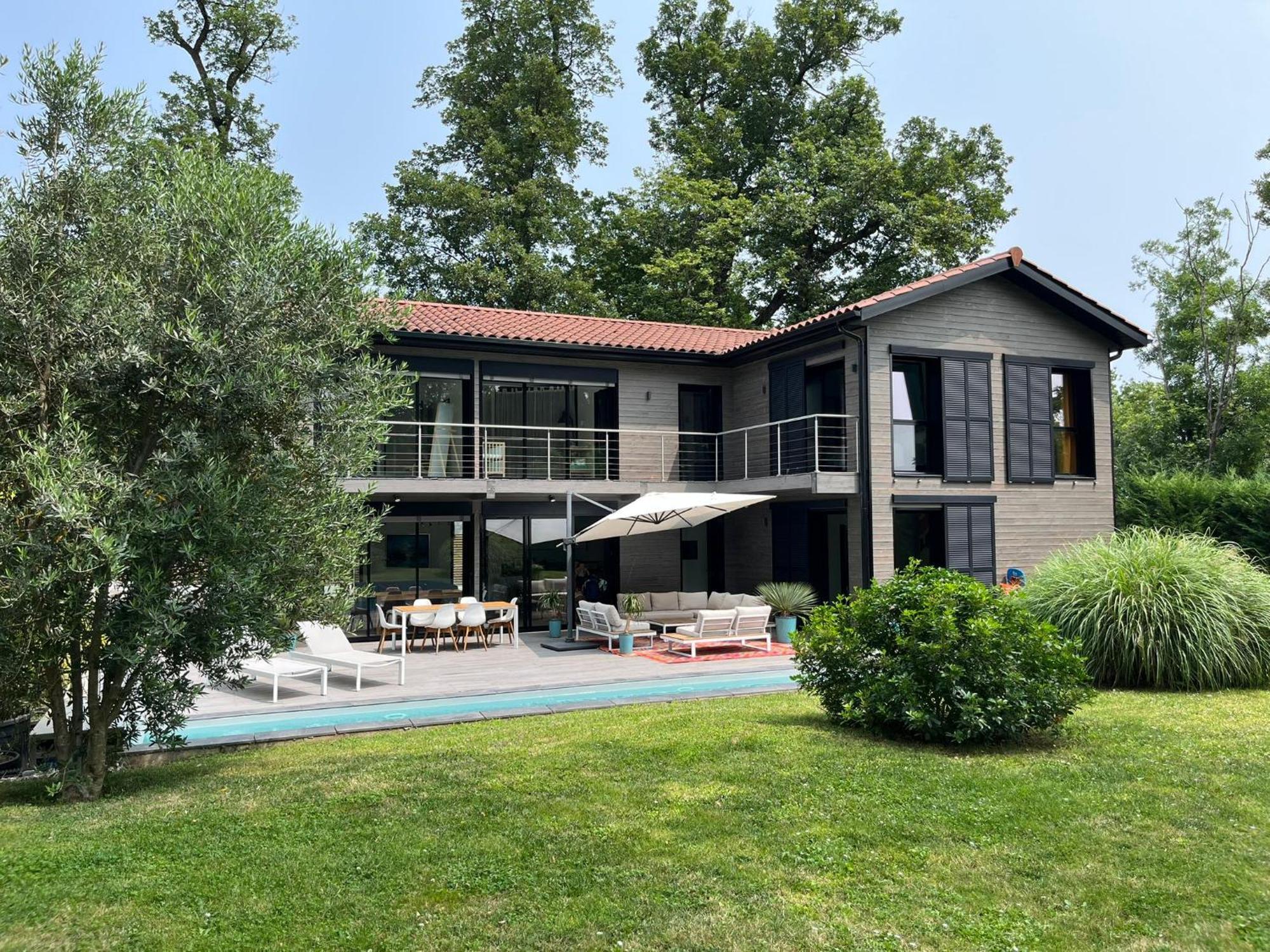 Villa Piscine A Proximite De Lyon Chaponost Экстерьер фото