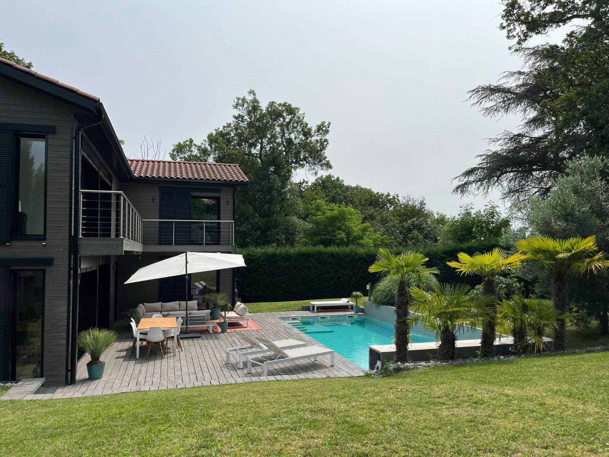Villa Piscine A Proximite De Lyon Chaponost Экстерьер фото