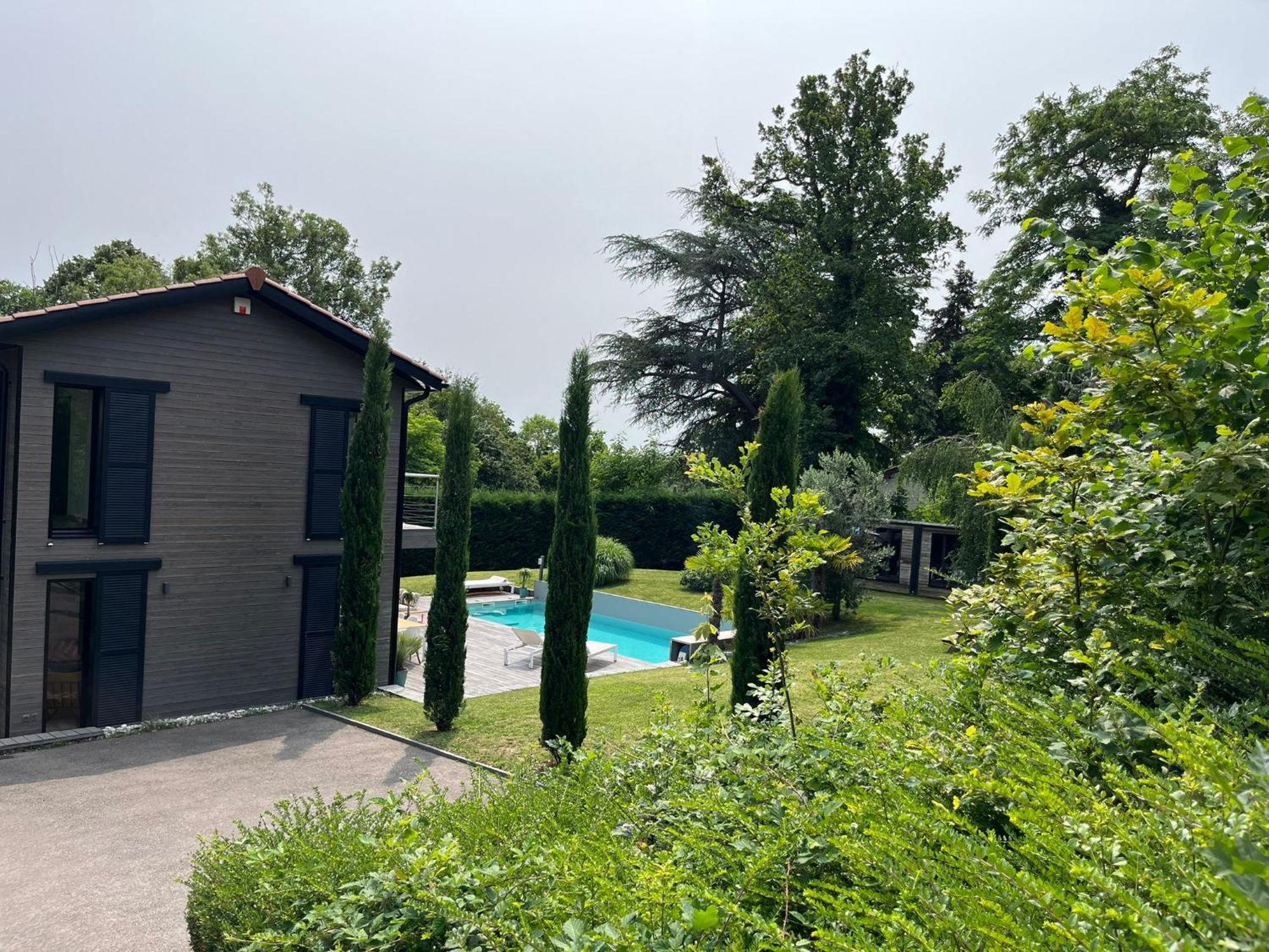Villa Piscine A Proximite De Lyon Chaponost Экстерьер фото
