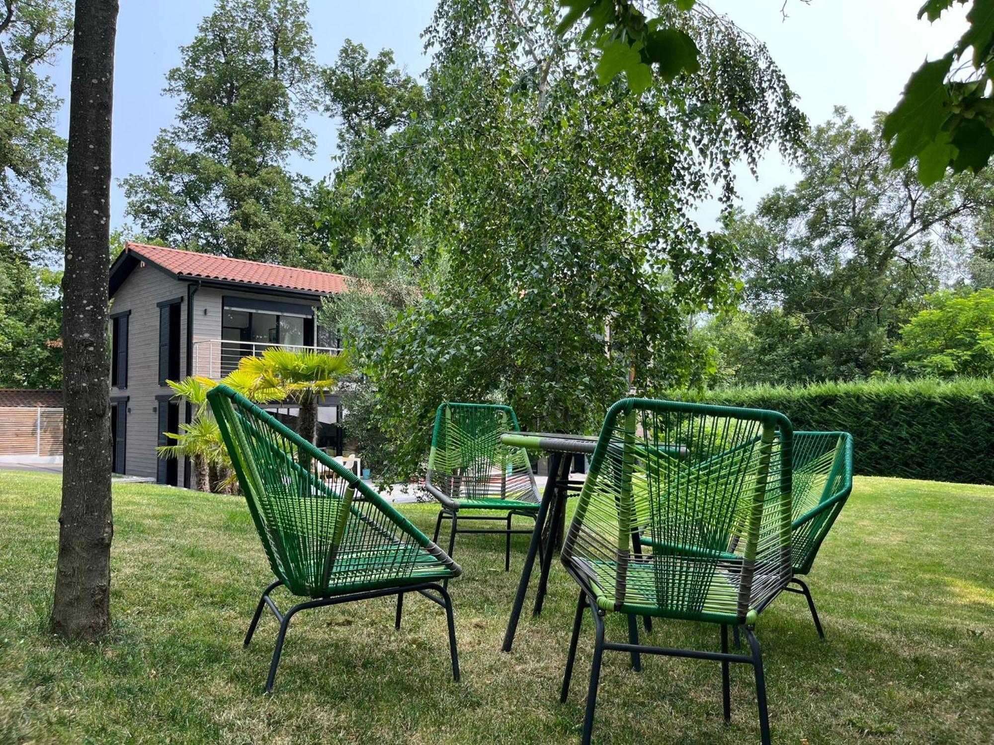 Villa Piscine A Proximite De Lyon Chaponost Экстерьер фото