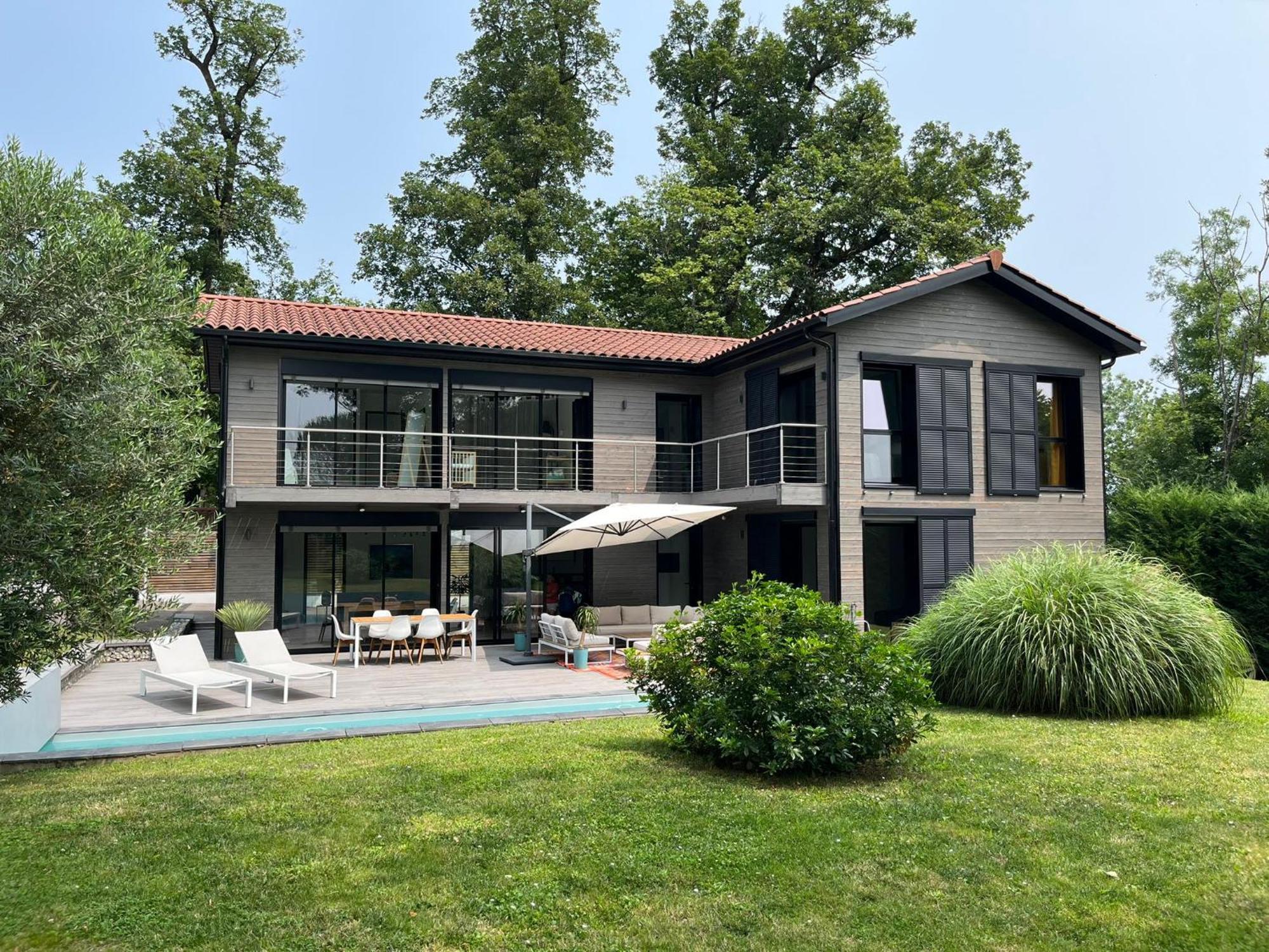 Villa Piscine A Proximite De Lyon Chaponost Экстерьер фото